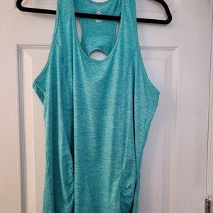 NWT Gaiam Tank